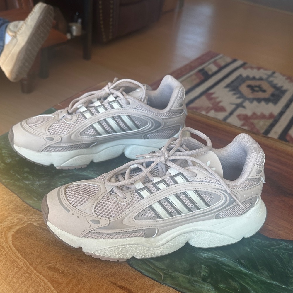 Adidas Women's Beige and White Sneakers